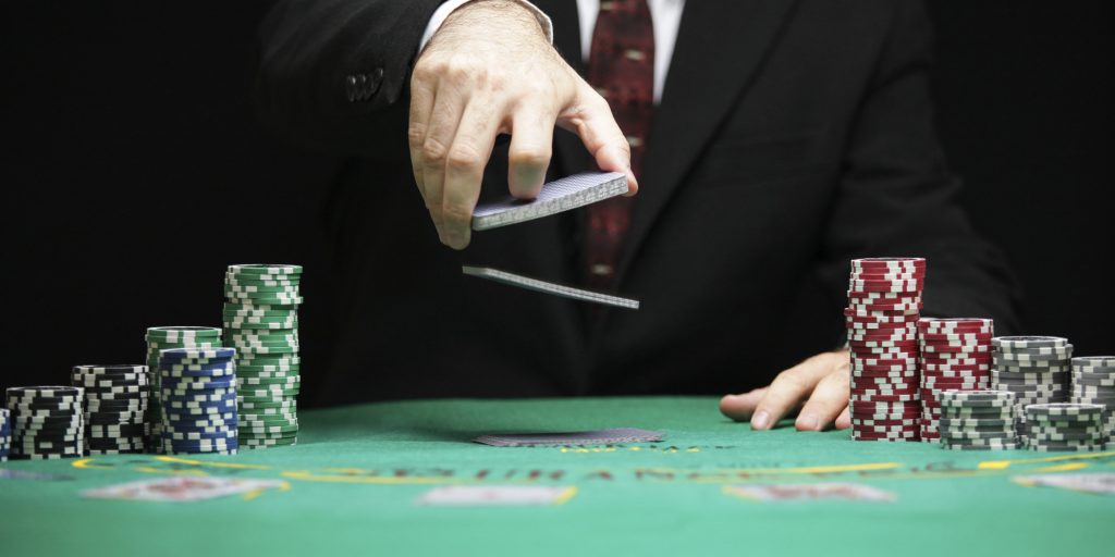 Tips To Find Reliable Online Poker Agent